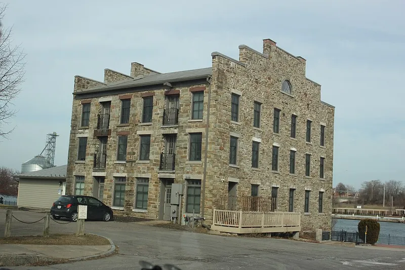 Historic site of Walton and Willett Stone Store and Cahill's Fish Market